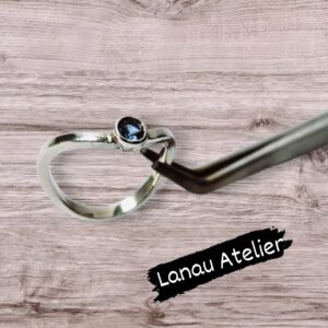 Anillo TORSION TOPACIO