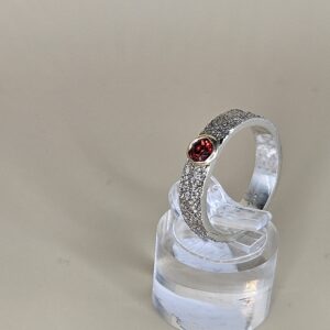 Anillo foc Granate
